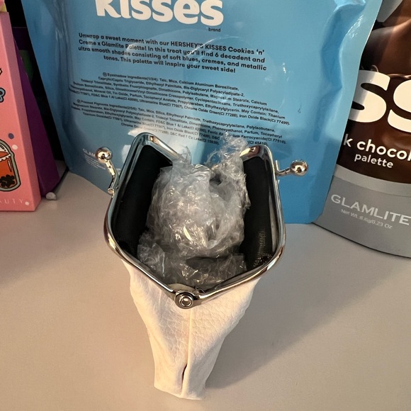 Hello kitty coin pouch - Picture 4 of 4